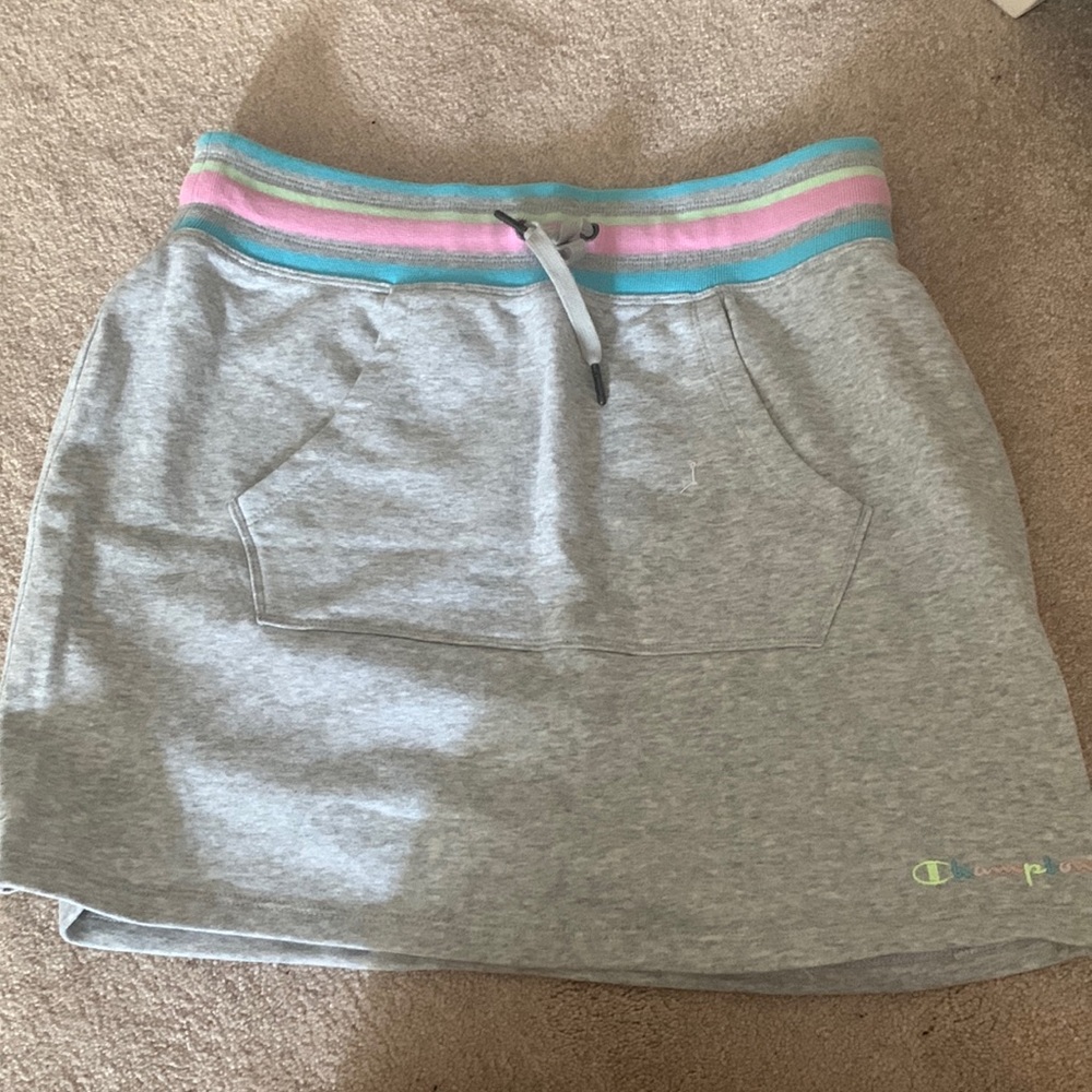 Champion grey skirt, pastel band, pockets, adorable